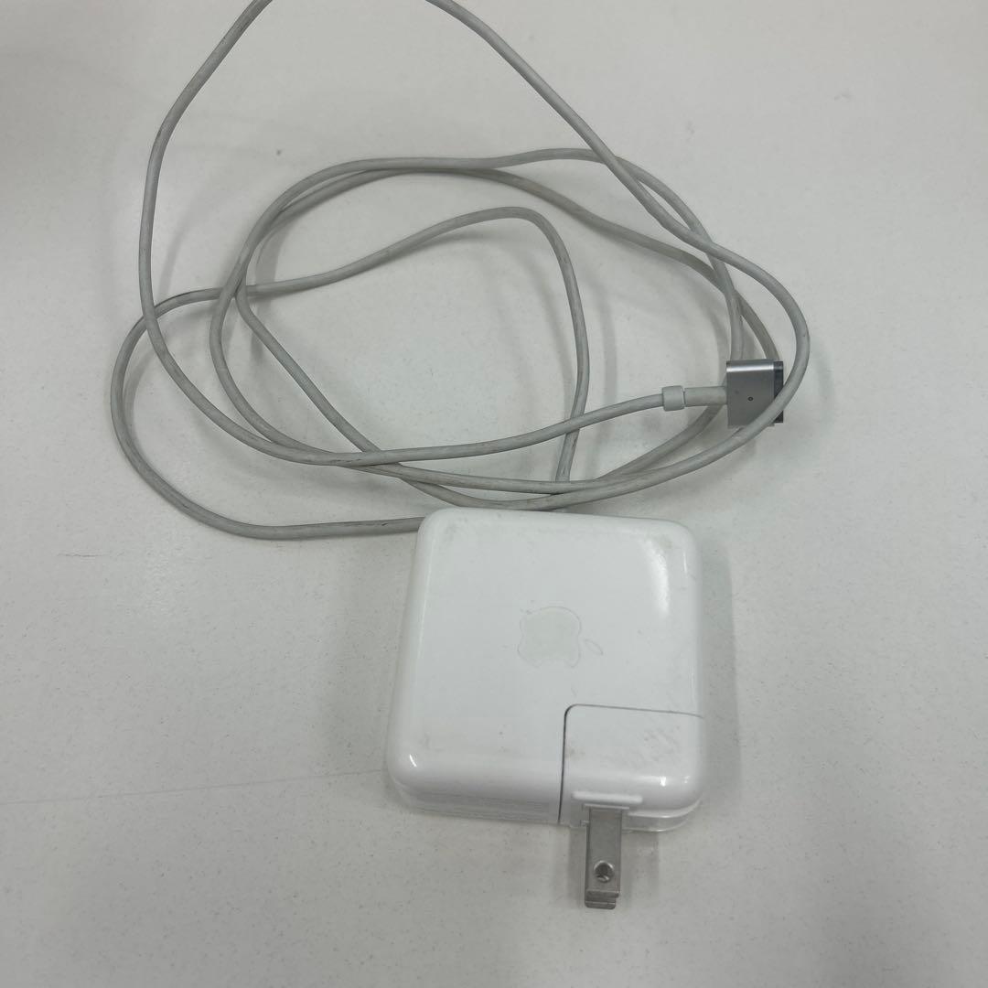 Apple MacBook Air 13インチ シルバー