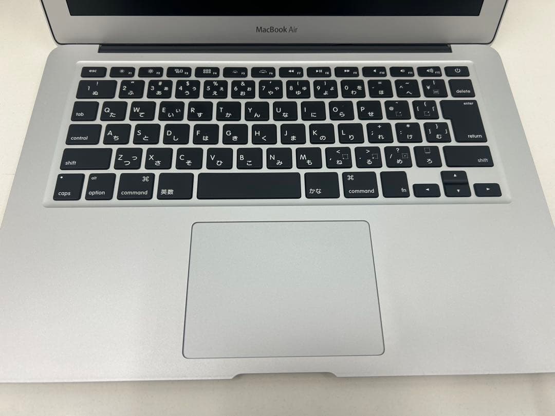 Apple MacBook Air 13インチ シルバー
