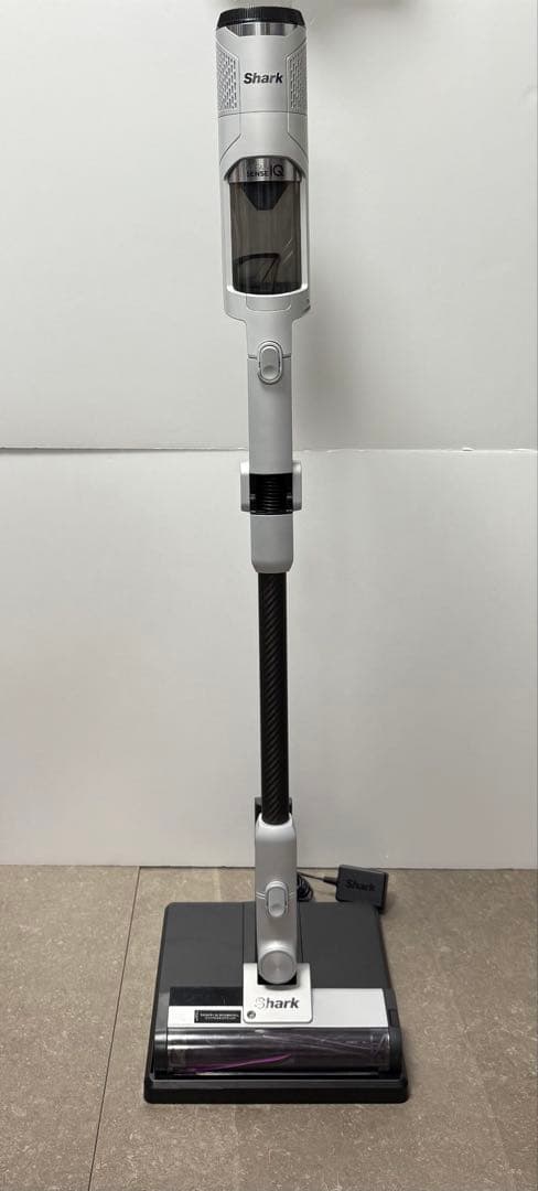 シャーク◇Clean Sense iQ IW2241JWH◇ホワイトアルミニウム