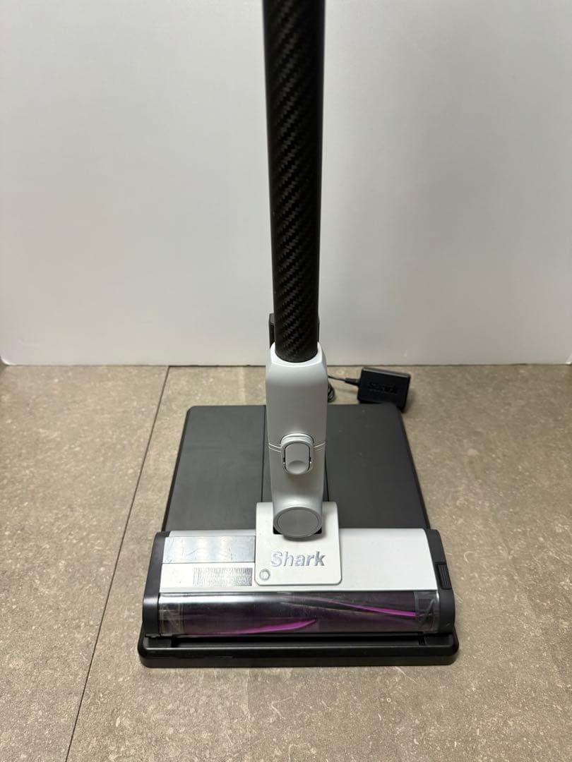 シャーク◇Clean Sense iQ IW2241JWH◇ホワイトアルミニウム