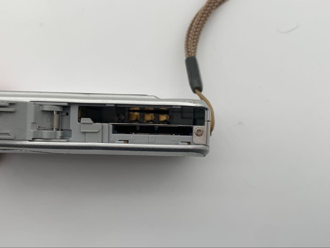 CASIO EXILIM EX-Z85 デジタルカメラ　動作確認済み　C-2