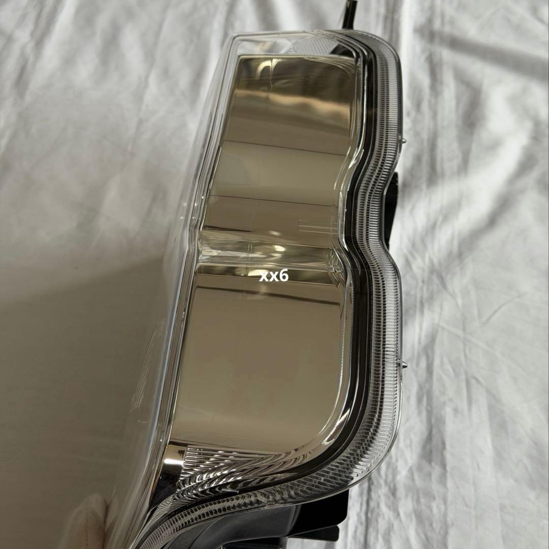 ハスラー / 純正テールランプ テールライト ユニット（右側）