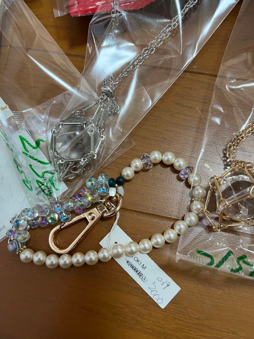 まーおすすめビーズとパールのチャーム