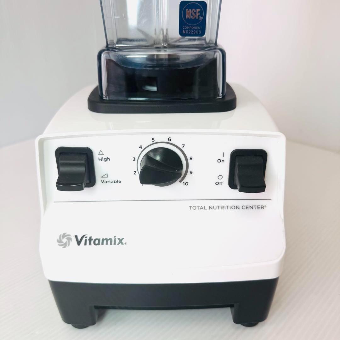【美品】Vitamix ミキサー　VM0111 ホワイト