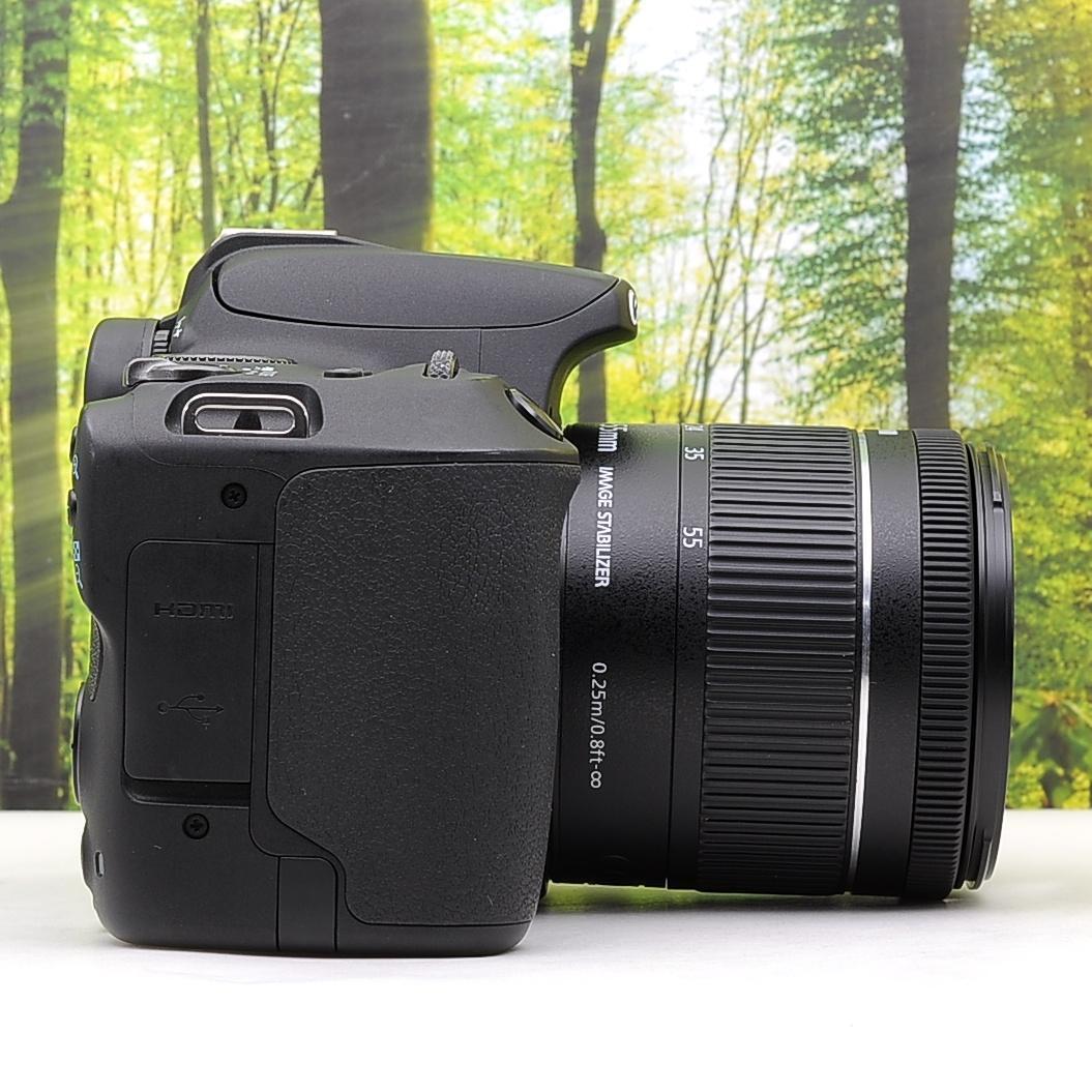 WiFi搭載！キャノン Kiss X9 トリプルセット☆高スペック一眼レフ