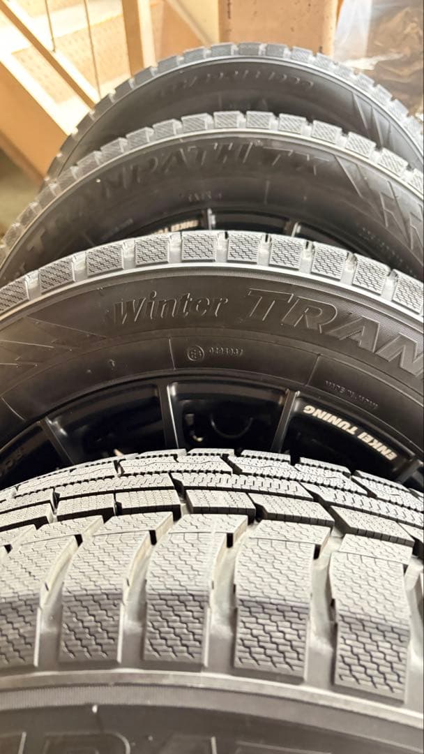 ラリー Toyo Winter Tranpath TX エンケイFC01