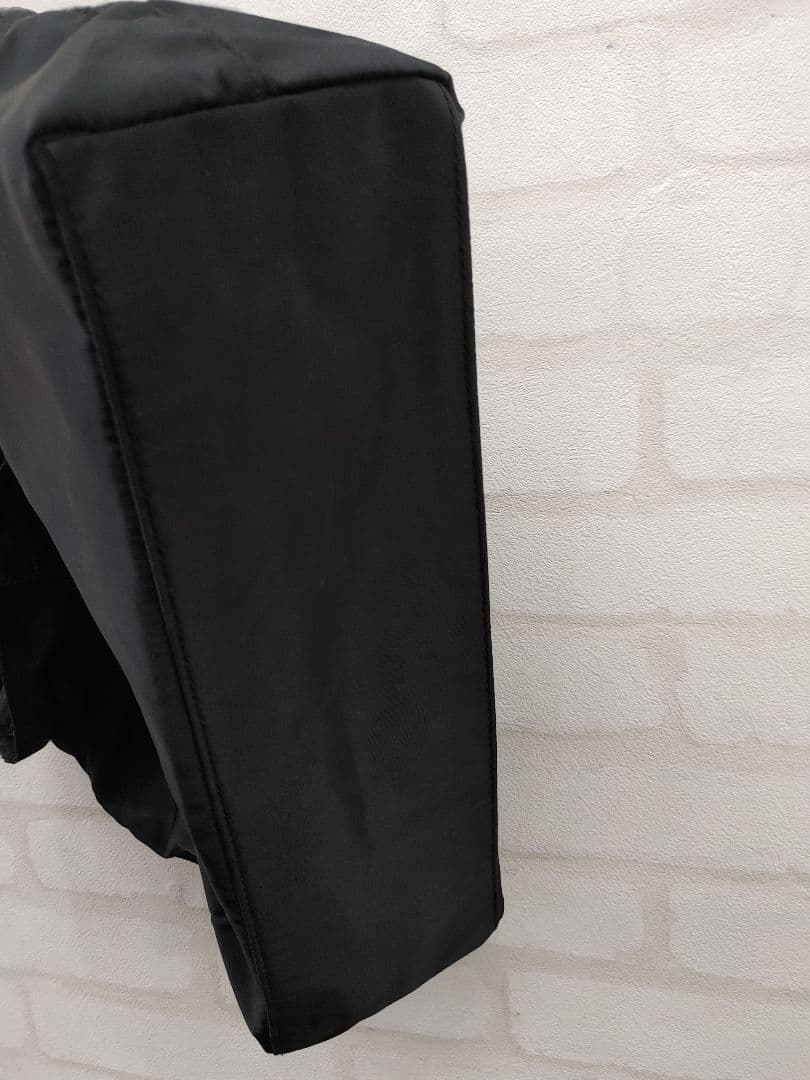 クロボボPRADA　トートバッグ　ハンドバッグ　白タグ　三角ロゴ　ナイロン