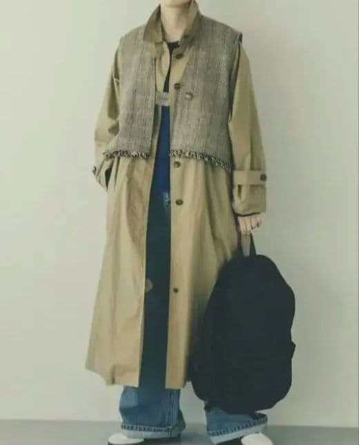 1744　北欧の暮らしの道具店ヘリンボーン柄のウールのベスト フリンジ付き