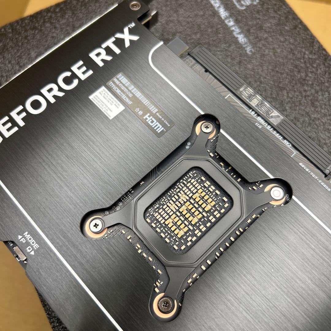 グラフィックボード・グラボ・ビデオカード ASUS NVIDIA GeForce RTX 5070Ti