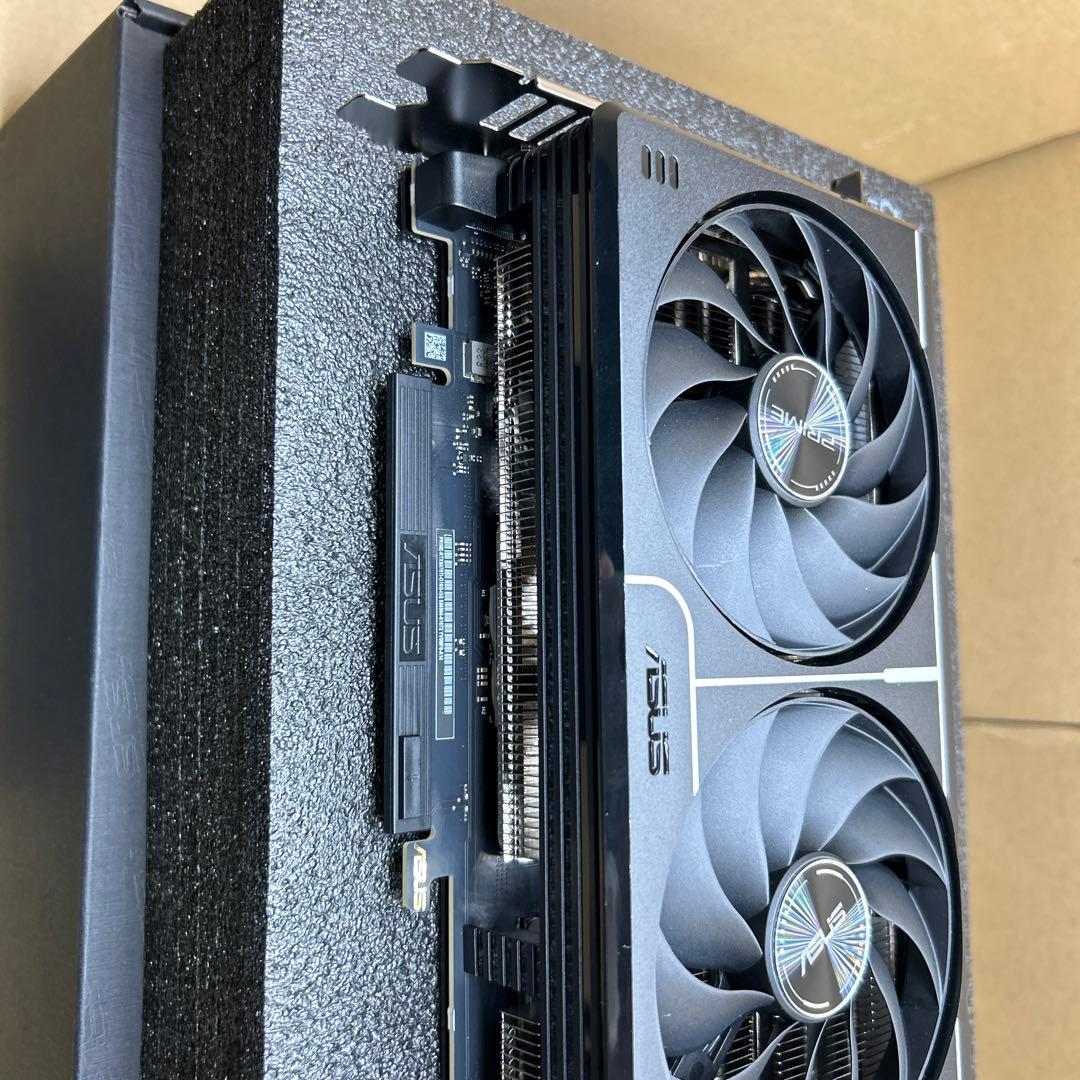 グラフィックボード・グラボ・ビデオカード ASUS NVIDIA GeForce RTX 5070Ti