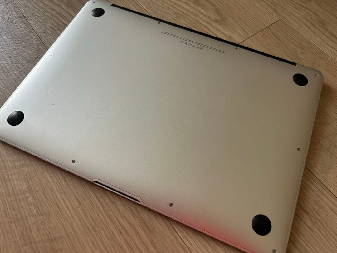 MacBook Air 13インチ（A1466/2013年モデル）初期設定済み