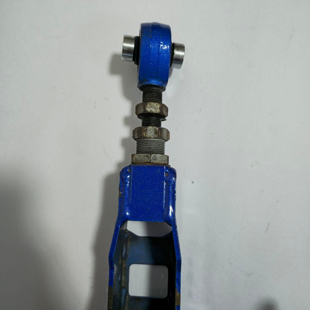 Megan Racing 210 クラウン 調整式リアロアアーム