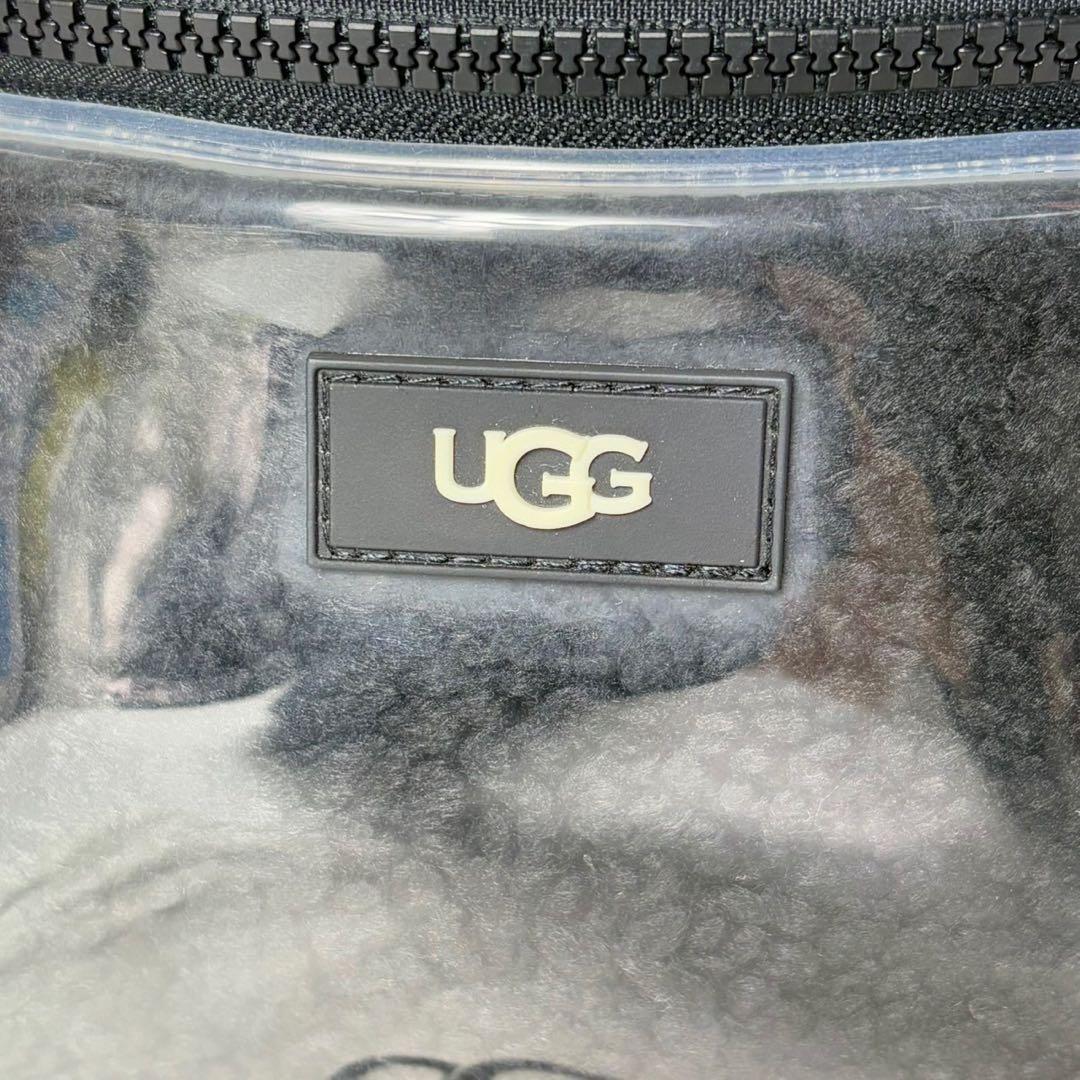 アグ　ナシャ　ベルトバッグ　クリア　ファーブラック　ボディバッグウエストポーチ.