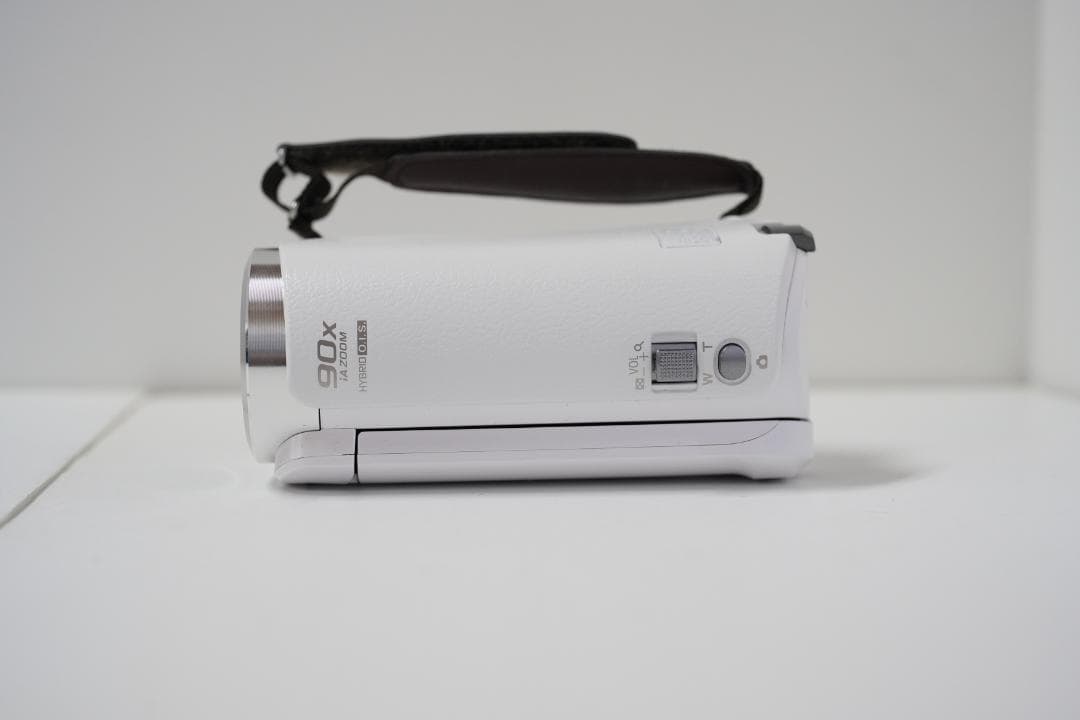 【新品同様】Panasonic HC-W585M+アクセサリーキット+三脚