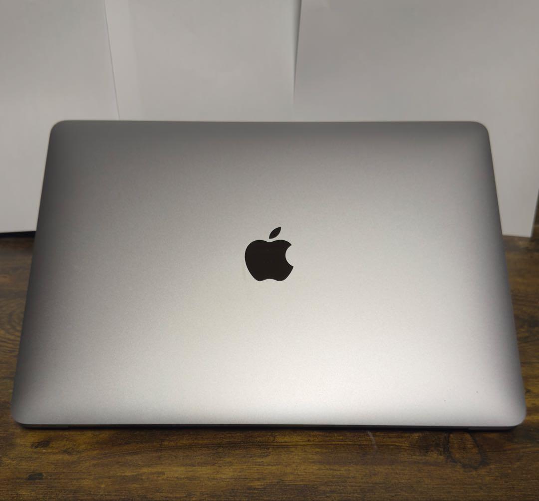 MacBook Air M1 13インチ