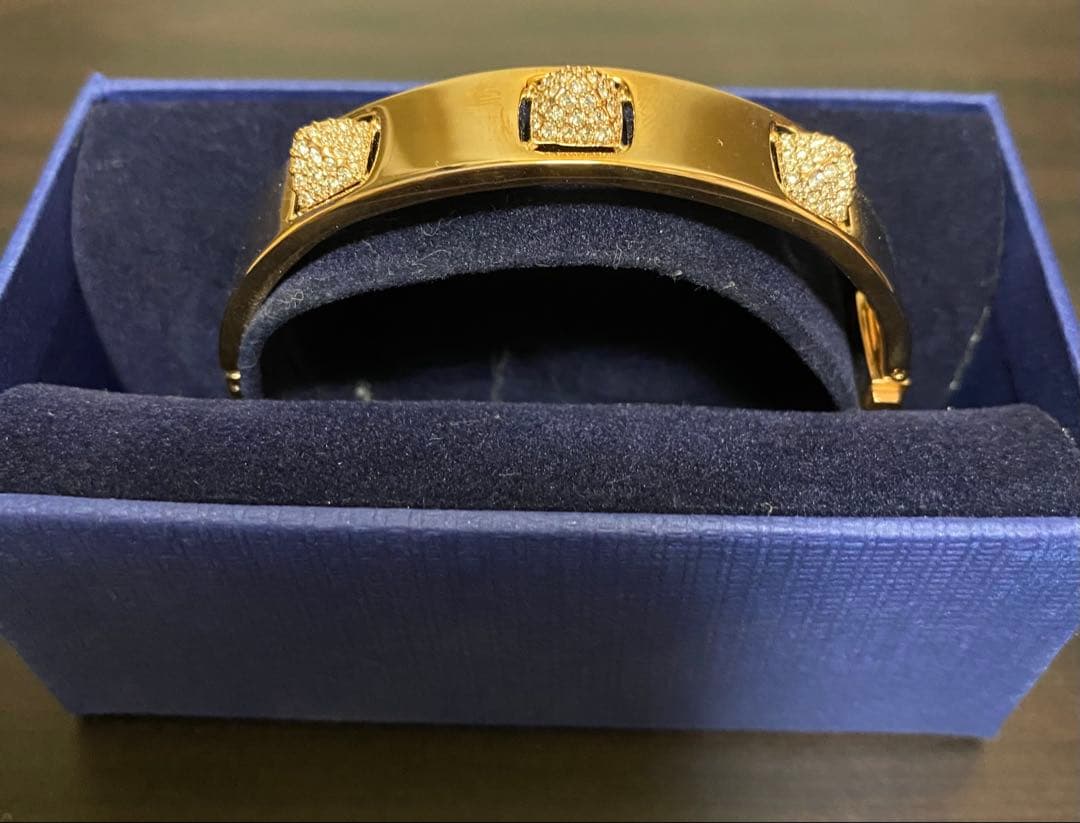 スワロフスキー　ブレスレット