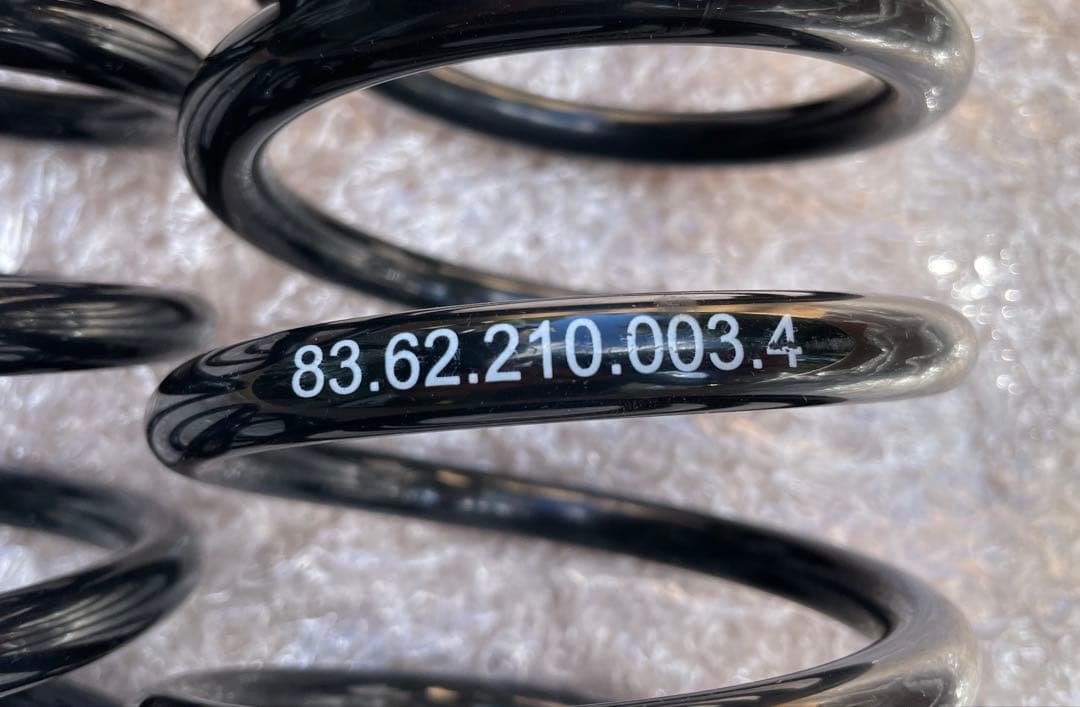 送料無料 Spiegel シュピーゲル LA700S ウェイク 車高調