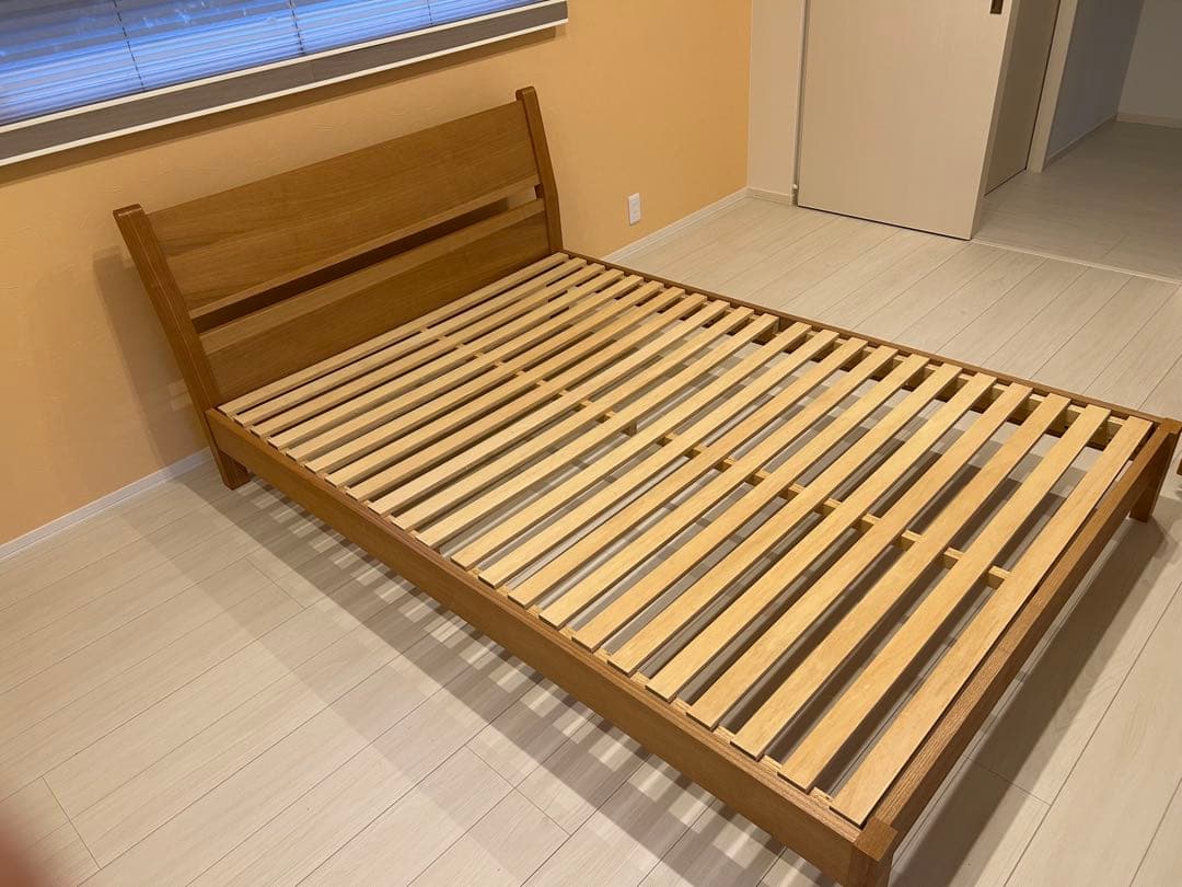 美品レーベン　ダブルベットフレーム