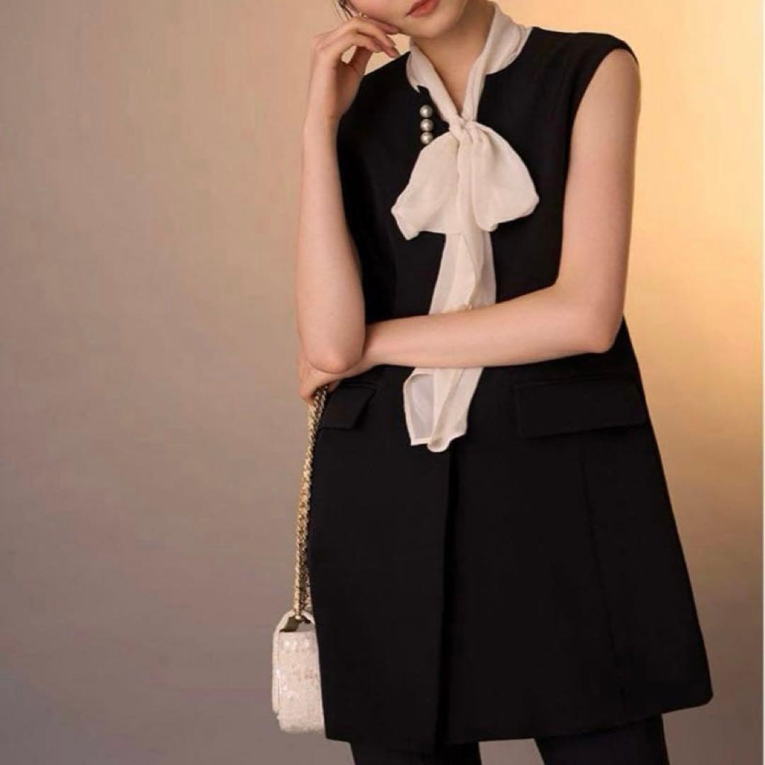 CELFORDセルフォード　フリルパールネックロングジレ ブラック