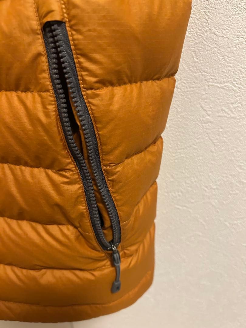 パタゴニア　ダウンセーターベスト　HAGO 84622