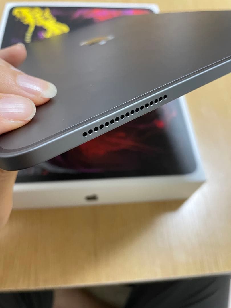 iPad Pro 12.9インチ 第3世代256GB Wi-Fiスペースグレー