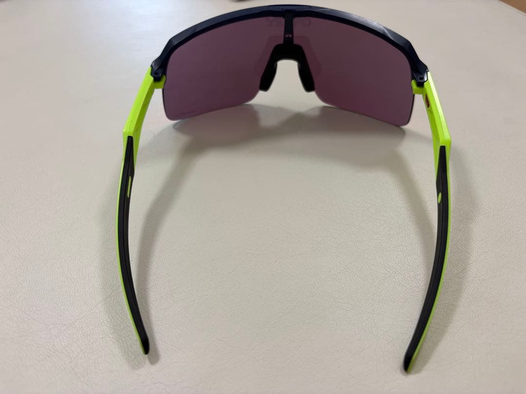 オークリーサングラス　スートロライト　アジアンフィット　プリズム
