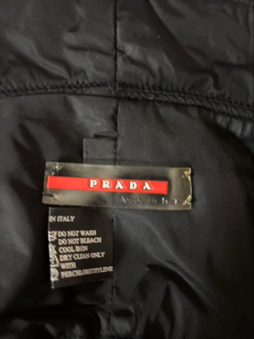 PRADA ブラック バケットハット[最終お値下げ]