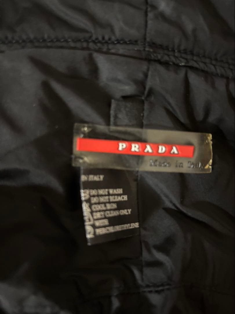 PRADA ブラック バケットハット[最終お値下げ]
