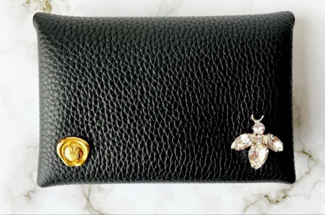 A.D.M.J. スワロフスキー　カードケース　ブラック レザー 名刺入れ