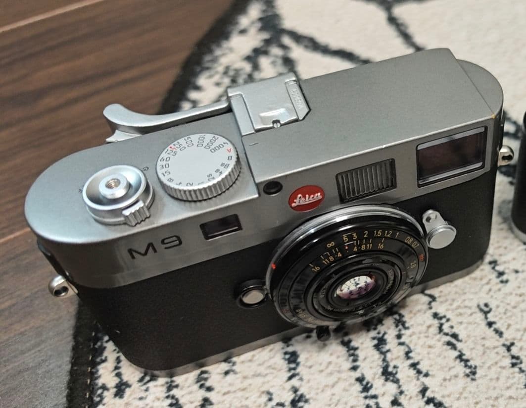 新品同様 Brightin Star 28mm/F2.8 UV付 ライカm