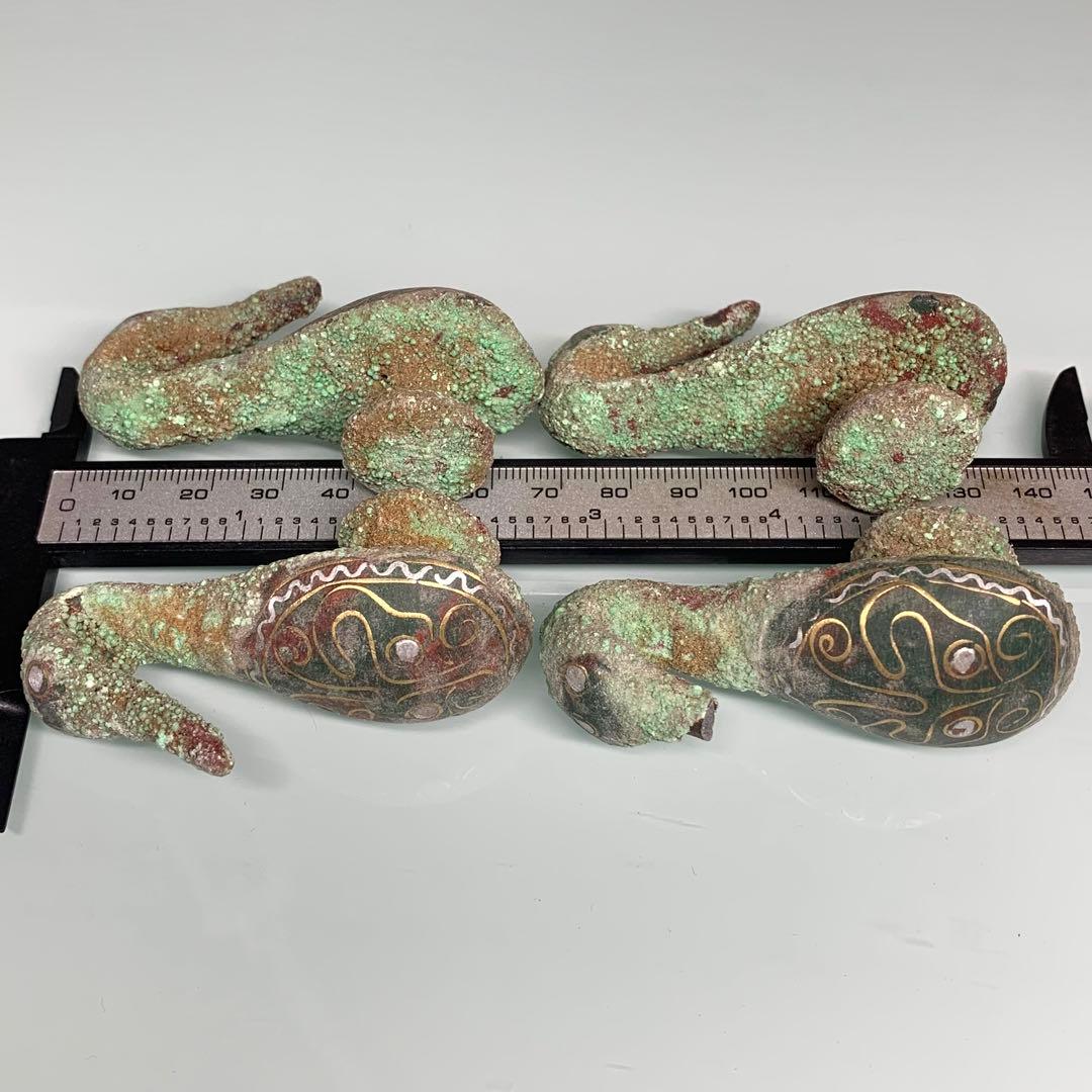 AC　旧蔵古代の飾り　副葬品　根付時代物　アンティーク 4点セット 骨董品