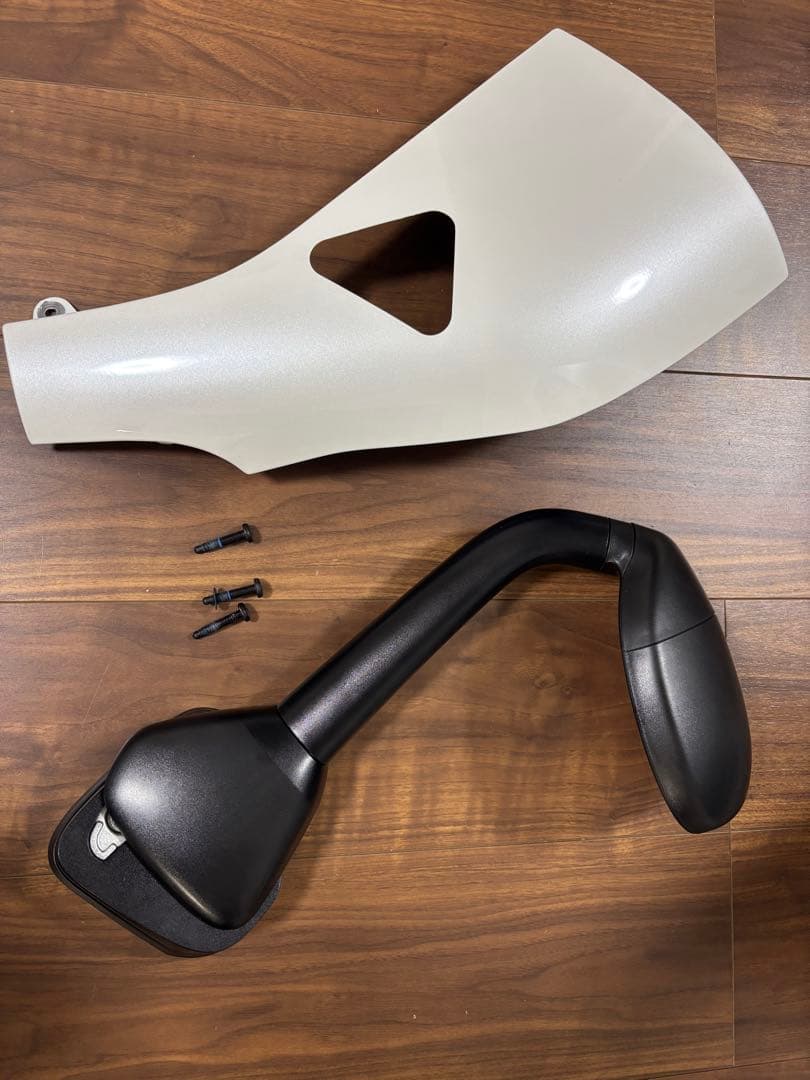 ハイエースガッツミラー200系コーナーパネル