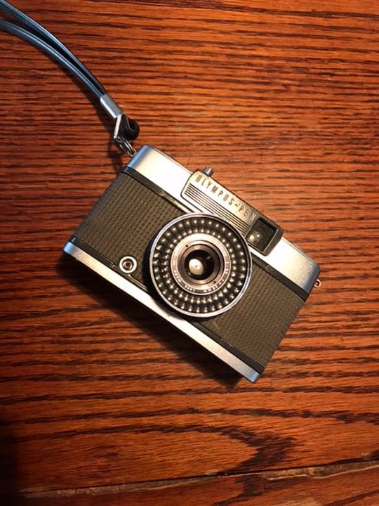 フィルムカメラ Olympus Pen EE-2