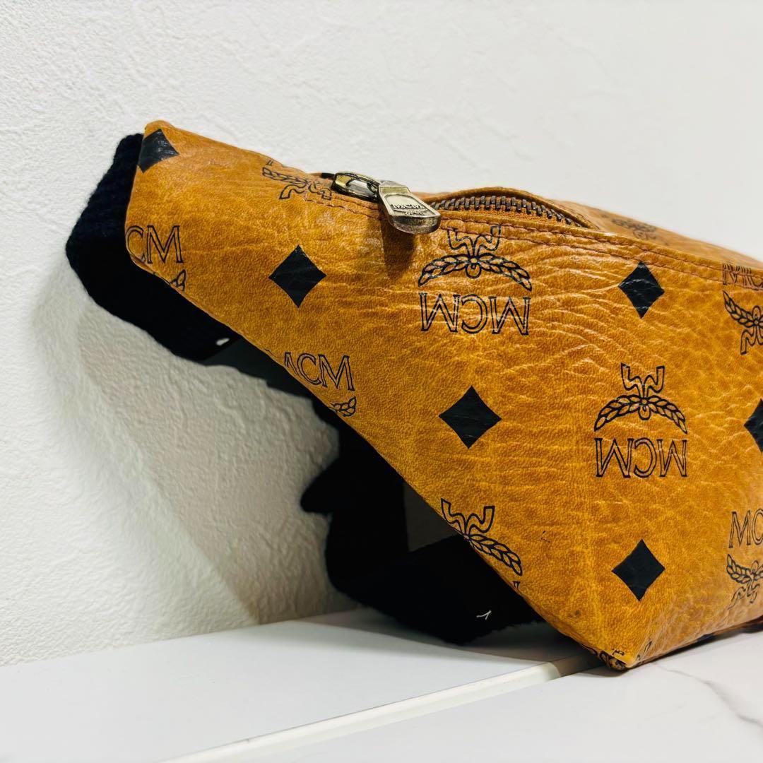 希少 大人気 MCM ヴィセトス レザー ウエストポーチ ボディバッグ ロゴ