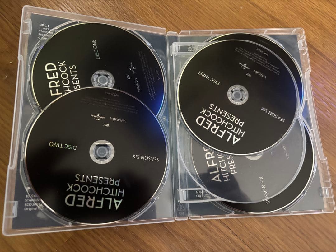 ヒッチコック劇場コンプリートDVD35枚組 中古