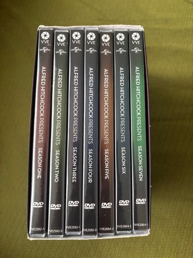 ヒッチコック劇場コンプリートDVD35枚組 中古