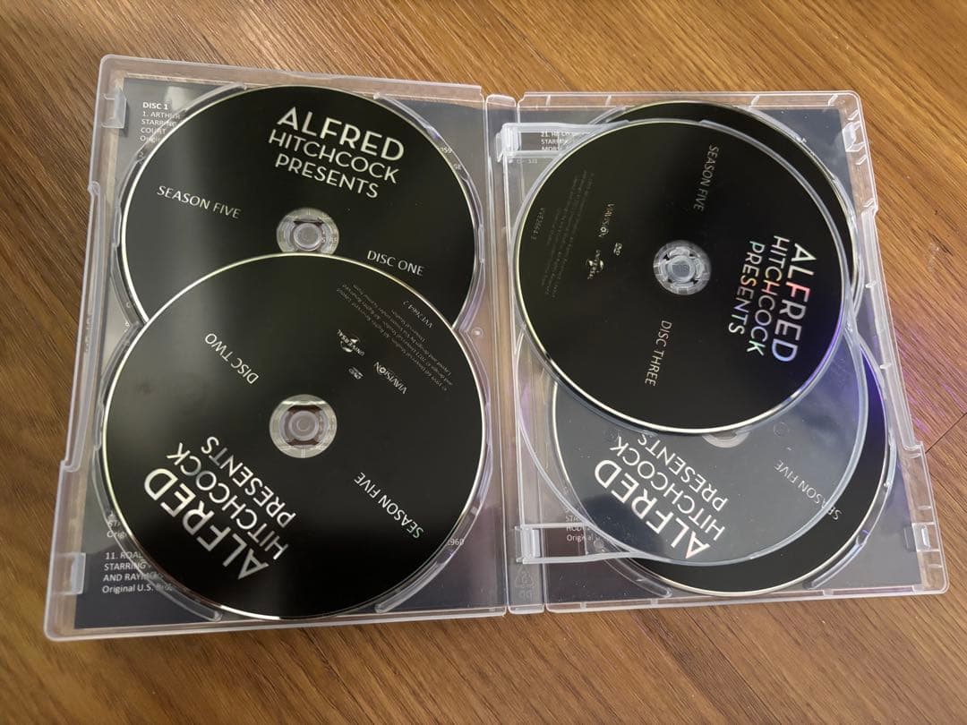 ヒッチコック劇場コンプリートDVD35枚組 中古