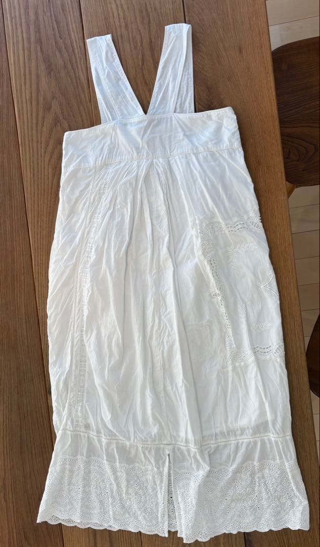 yuni ユニ カットワーク刺繍 ジャンパースカート ホワイト