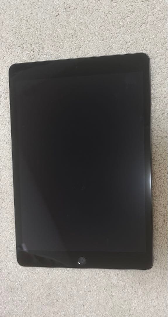 【新品・未使用】iPad Wi-Fiモデル 第10世代カバー付き 即日発送〇