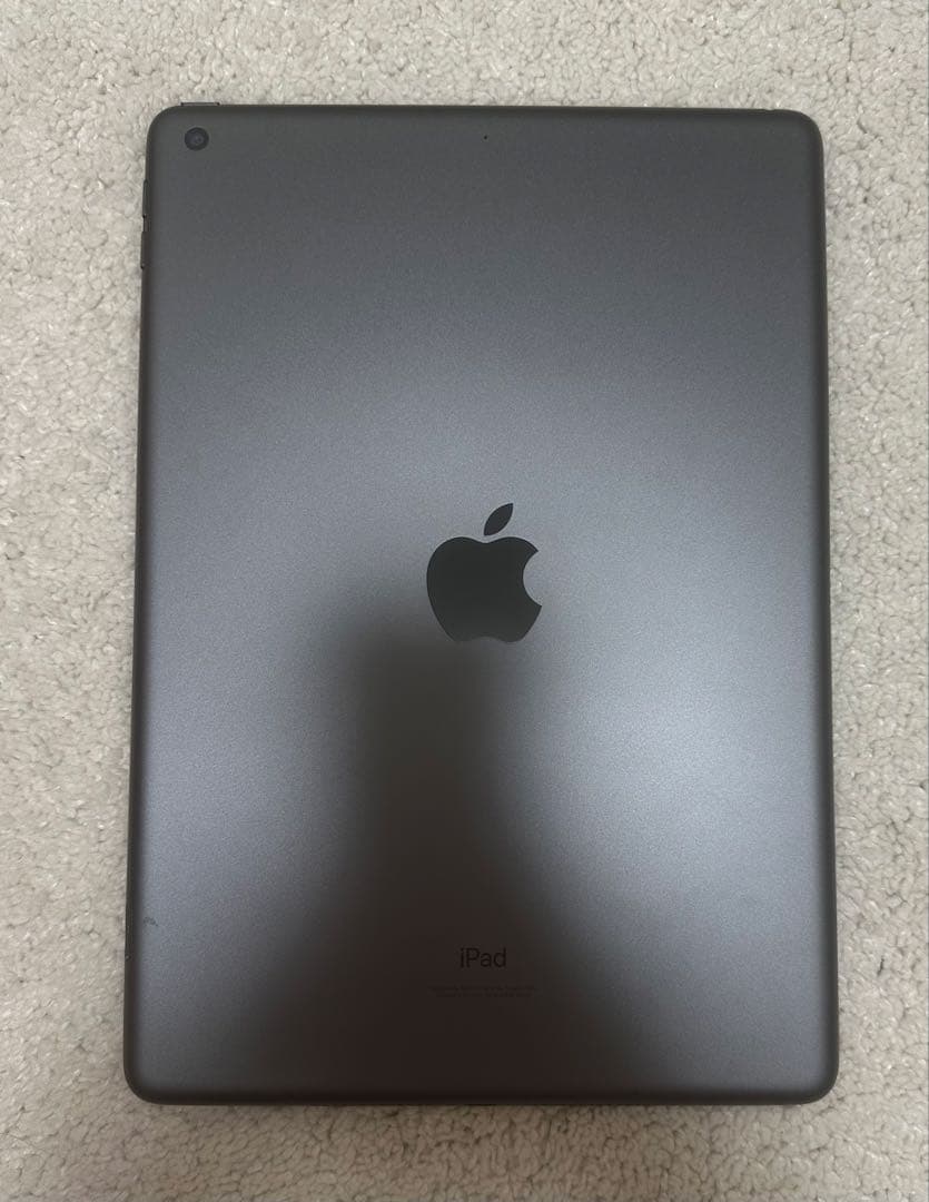 【新品・未使用】iPad Wi-Fiモデル 第10世代カバー付き 即日発送〇