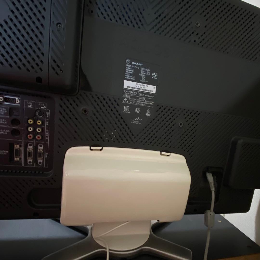 テレビ　AQUOS 32型