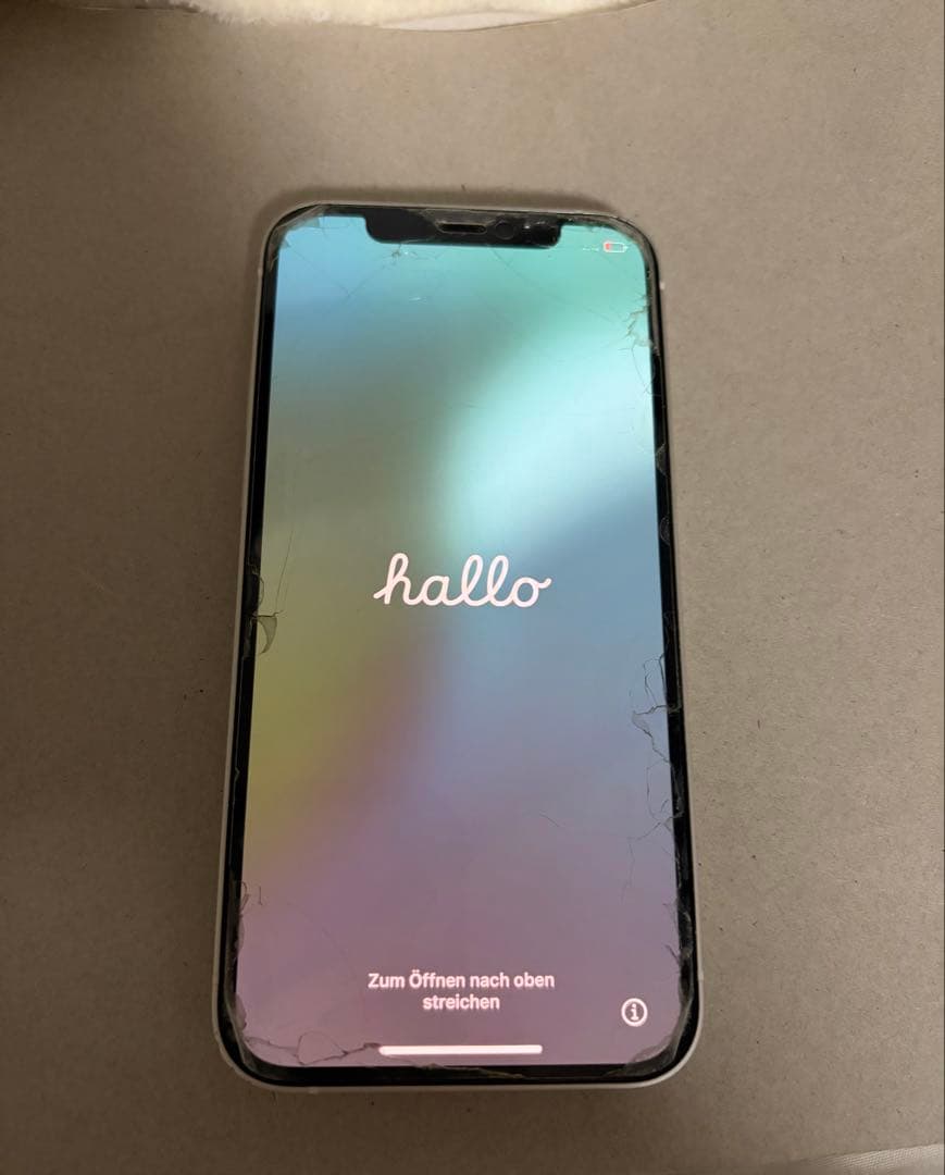 iPhone 12 白 64GB SIMフリー