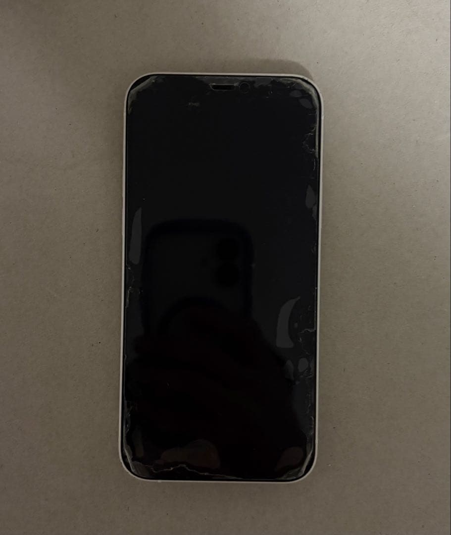 iPhone 12 白 64GB SIMフリー