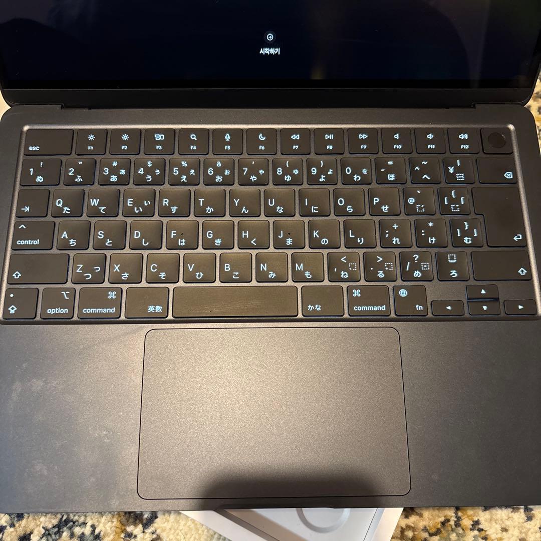 【使用3ヶ月】MacBook Air 13インチ M2 8GB 256GB