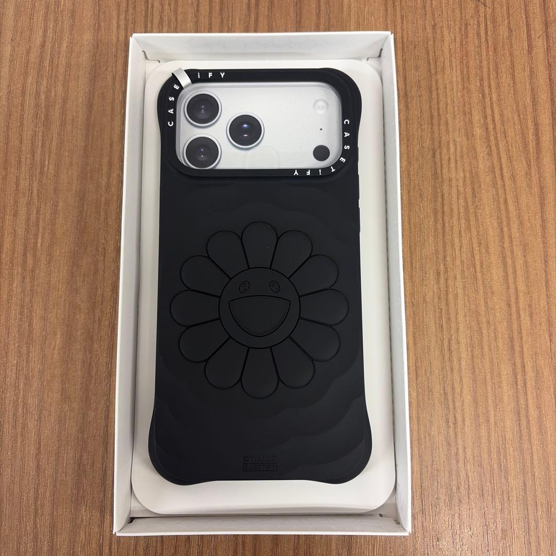 CASETiFY iPhone 17Pro Maxフラワーケース