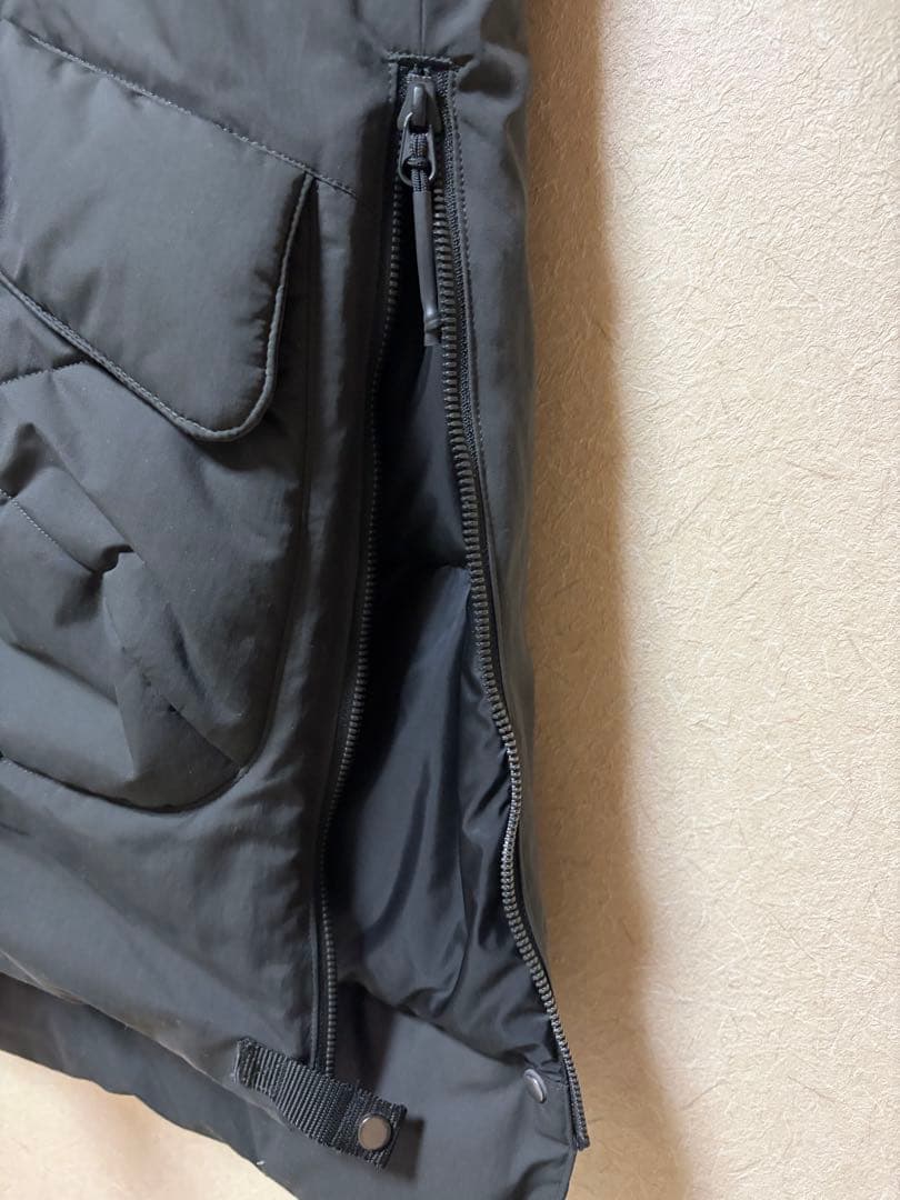 ROGEREGGER ロジャーエーガー　ダウンジャケット