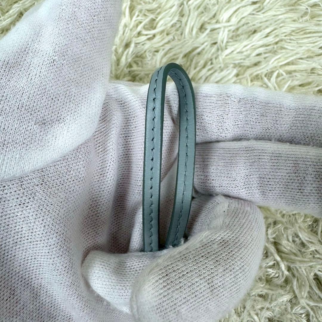 極美品★MIUMIU 25ss レザー トリック チャーム リング ロゴ ブルー