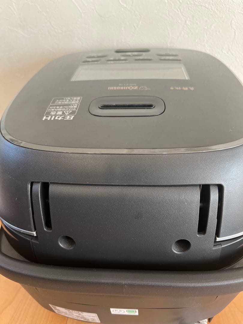 象印 炎舞炊き 圧力IH炊飯ジャーNW-PT18 1升炊き