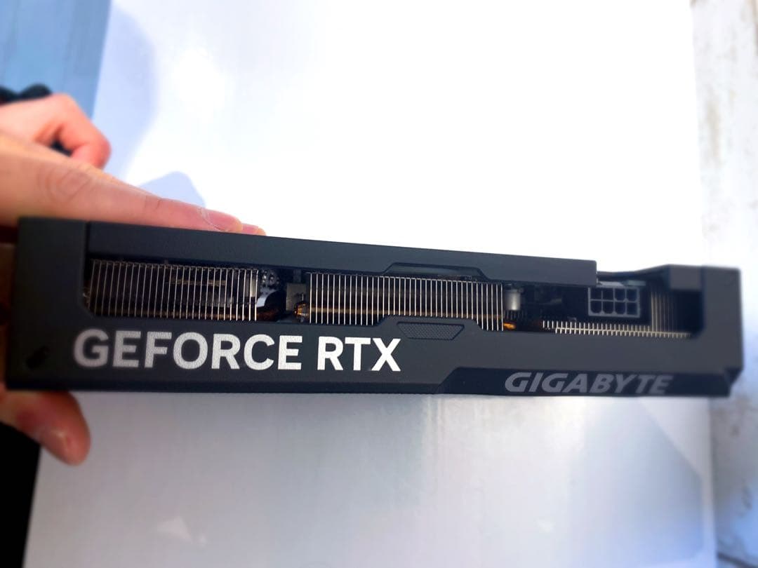 GIGABYTE RTX 4060 Ti 8GBグラボ 動作確認済DP/HDMI