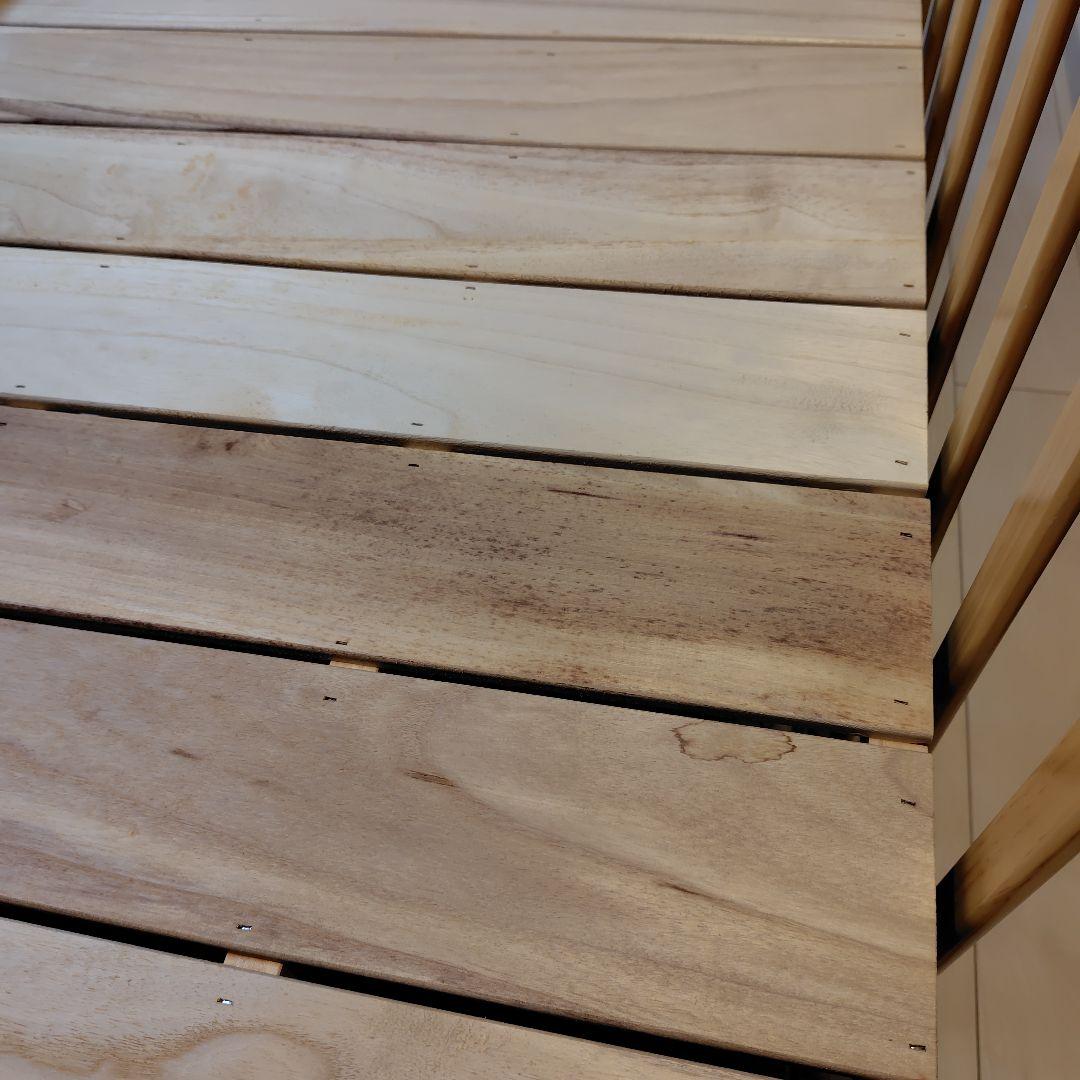 カトージ　木製ベビーベッド 下段収納付き